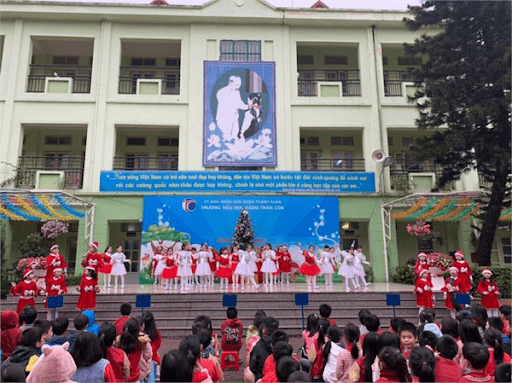 Trường tiểu học Đặng Trần Côn A - Thanh Xuân, Hà Nội Hoạt động vui Noel cho học sinh toàn trường vào tháng 12/2019