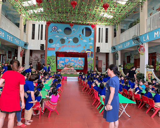 Trường mầm non Bình Minh tổ chức Tết Trung thu cho các em học sinh Trường mầm non Bình Minh tổ chức Tết Trung thu cho các em học sinh