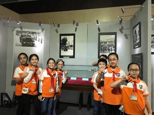 Học sinh trường tiểu học Trần Phú tham qua Bảo tàng Hà Nội Học sinh trường tiểu học Trần Phú tham qua Bảo tàng Hà Nội