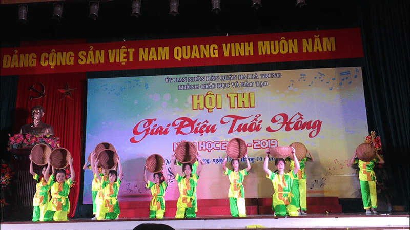 Tiết mục của trường trong hội thi Giai điệu tuổi hồng quận Hai Bà Trưng Tiết mục của trường trong hội thi Giai điệu tuổi hồng quận Hai Bà Trưng