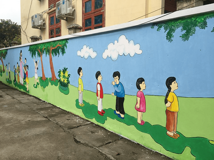 Một góc sân của trường tiểu học thị trấn Phú Xuyên Một góc sân của trường tiểu học thị trấn Phú Xuyên