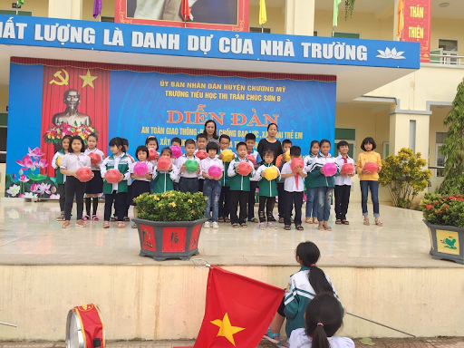 Diễn đàn an toàn giao thông, chống bạo lực và xâm hại trẻ em Trường tiểu học Chúc Sơn B