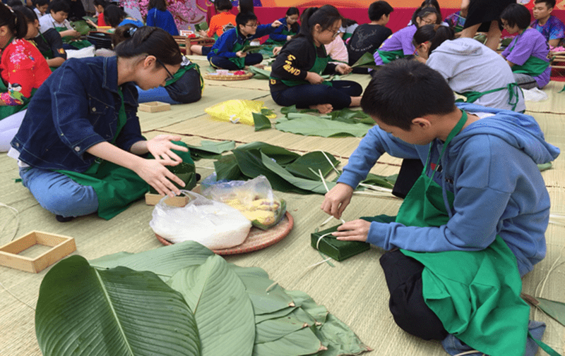 Lễ hội “Bánh chưng - Bánh giầy” do trường THCS Nam Từ Liêm tổ chức Lễ hội “Bánh chưng - Bánh giầy” do trường THCS Nam Từ Liêm tổ chức