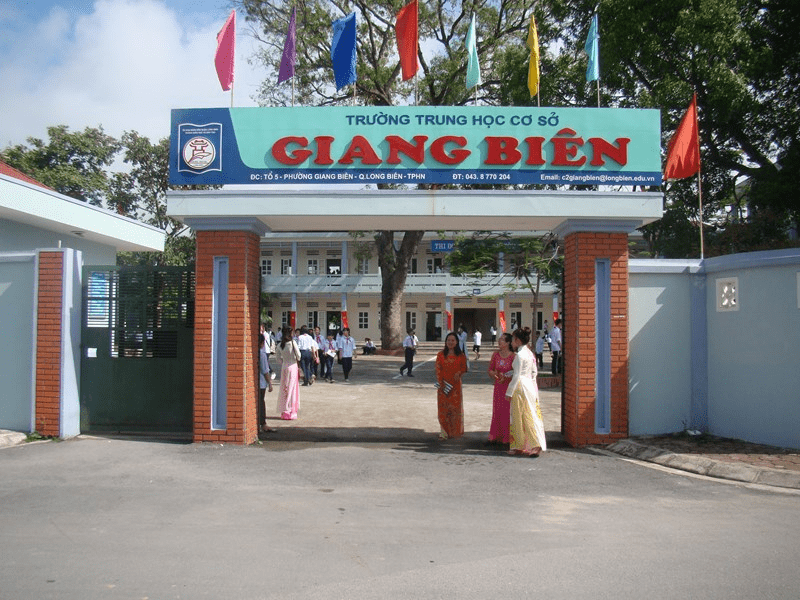 Trường THCS Giang Biên - Phường Giang Biên Trường THCS Giang Biên - Phường Giang Biên