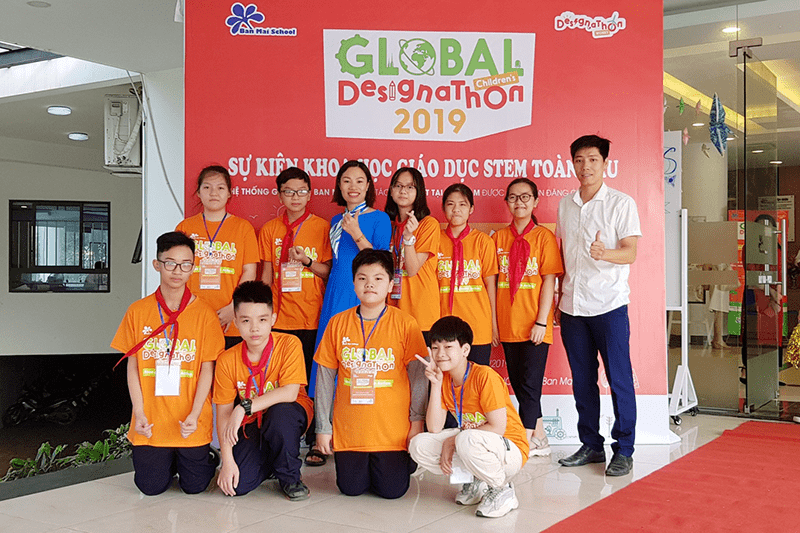 Sự kiện khoa học giáo dục STEM toàn cầu của trường THCS Nguyễn Trãi Sự kiện khoa học giáo dục STEM toàn cầu của trường THCS Nguyễn Trãi