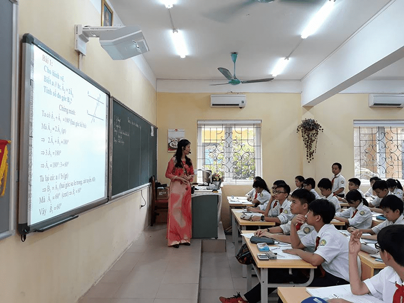 Trường THCS Láng Thượng Trường THCS Láng Thượng