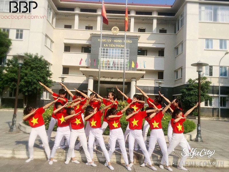 Trường THCS Tiền Phong tham gia cuộc thi “Tiếng hát thầy và trò” do huyện Mê Linh tổ chức Trường THCS Tiền Phong tham gia cuộc thi “Tiếng hát thầy và trò” do huyện Mê Linh tổ chức