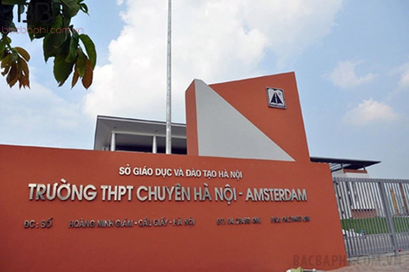 Trường THPT chuyên Hà Nội - Amsterdams Trường THPT chuyên Hà Nội - Amsterdams