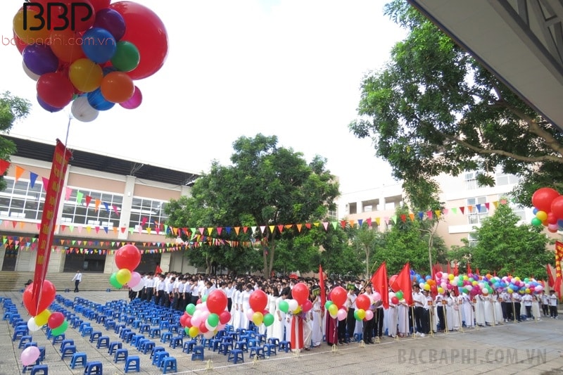Trường THPT Thạch Bàn Trường THPT Thạch Bàn