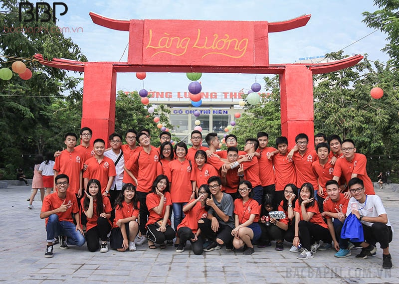 Ngày hội Trăng sáng của học sinh trường THPT Lương Thế Vinh Ngày hội Trăng sáng của học sinh trường THPT Lương Thế Vinh