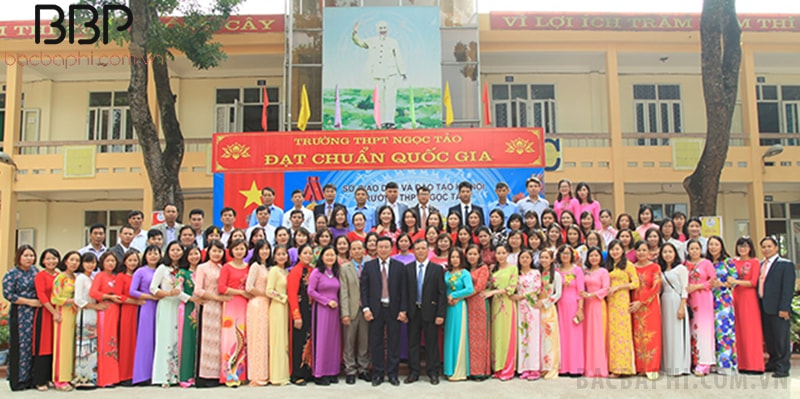 Trường THPT Ngọc Tảo - xã Ngọc Tảo Trường THPT Ngọc Tảo - xã Ngọc Tảo