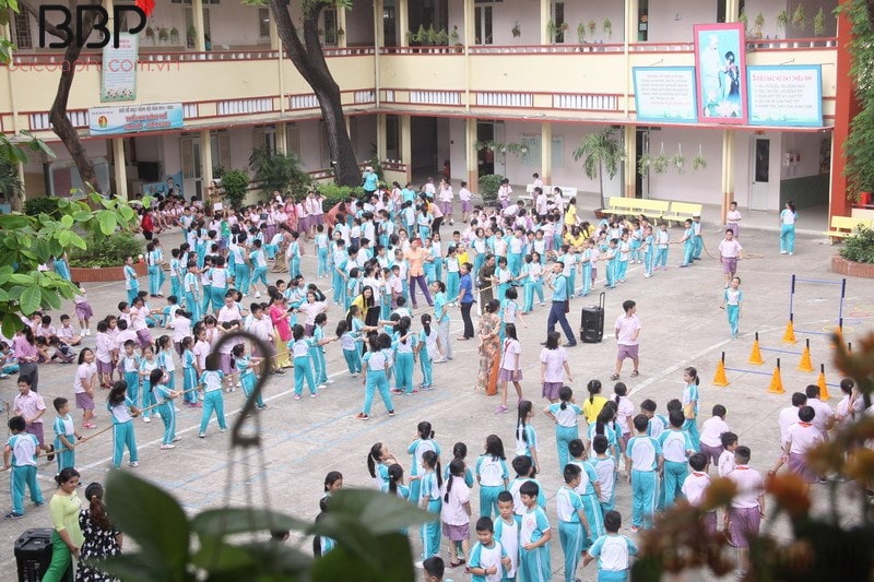 Trường tiểu học Nguyễn Thái Học - phường Cầu Ông Lãnh Trường tiểu học Nguyễn Thái Học - phường Cầu Ông Lãnh