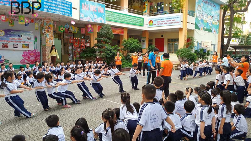 Hoạt động thể dục thể thao của nhà trường được đẩy mạnh Hoạt động thể dục thể thao của nhà trường được đẩy mạnh