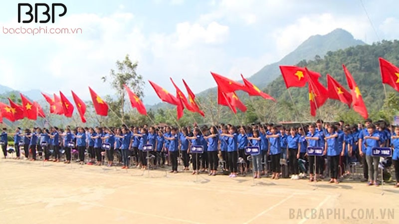 Đoàn thanh niên cộng sản luôn dẫn đầu các phong trào của thanh thiếu niên Việt Nam Đoàn thanh niên cộng sản luôn dẫn đầu các phong trào của thanh thiếu niên Việt Nam